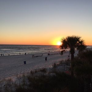 Meet your Posher, Sage